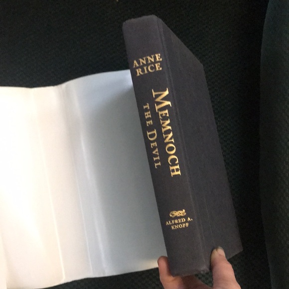 Memnoch The Devil: the vampire Chronicles by Anne Rice - Picture 5 of 12